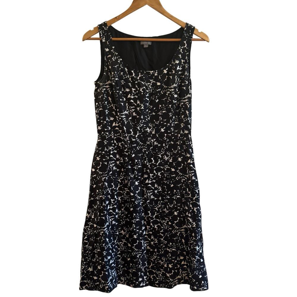 Ann Taylor 100% Silk Black and White Abstract Floral Print Tiered Hem Dress